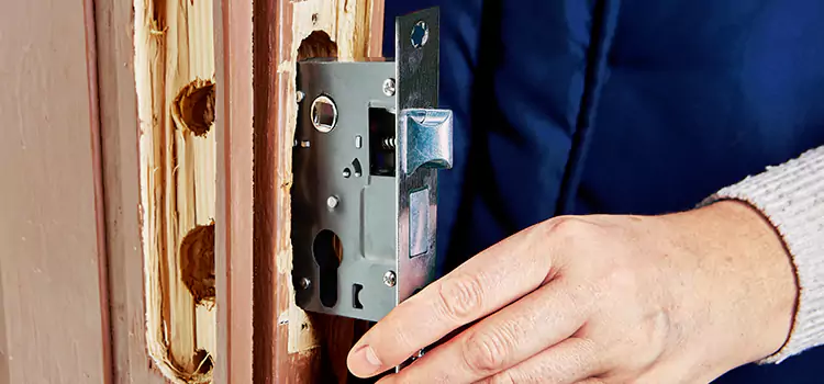 Garage Door Lock Replacement Fort Lee